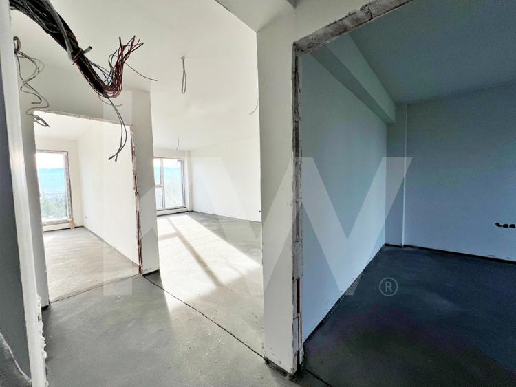 Apartament 3 camere, două băi, curte 50 mp -Natura la tine acasă! Cristian-SiBiU