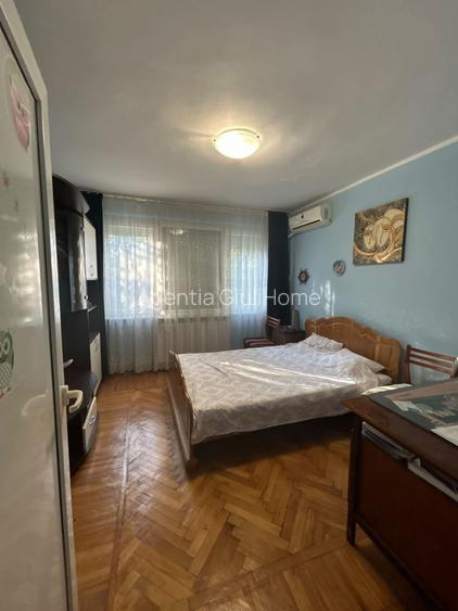 APARTAMENT 3 CAMERE DE VANZARE MICRO 16 ETAJ 1 - 2