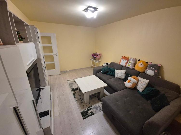 Apartament 3 camere de vânzare – Noua, Str. Prunului | Etaj 1 | Renovat | Mobila