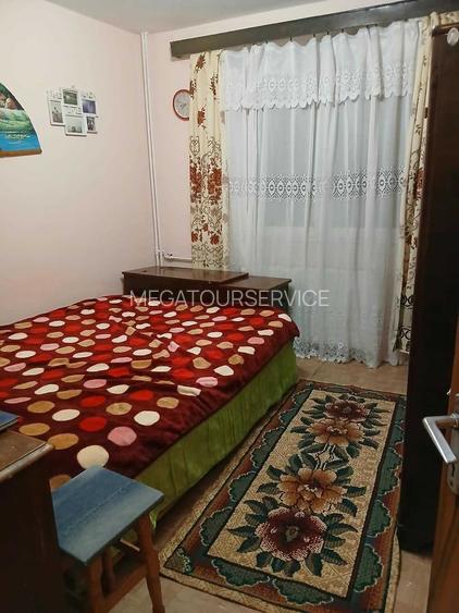 Inchiriez apartament 3 camere zona Fizicienilor-Metrou Nicolae Grigorescu