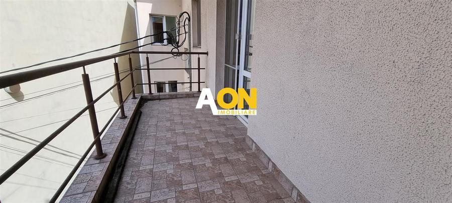 Apartament Zona Centru, Bloc nou, 6 Camere, Garaj