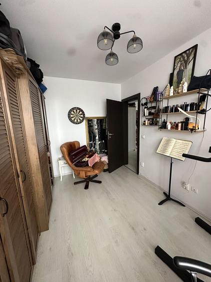 Penthouse 3 camere cu terasă – Turnișor