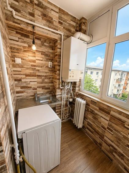 Apartament 2 camere decomandat – 52 mp – Târgu Jiu, Str. Lt. Col. Dumitru Petres