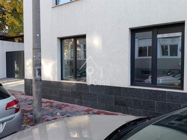 Timpuri Noi- spatiu 2 camere si curte