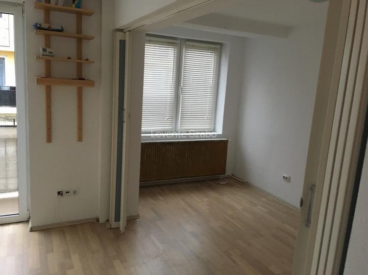 Închiriez apartament 2 camere la vila  - 10