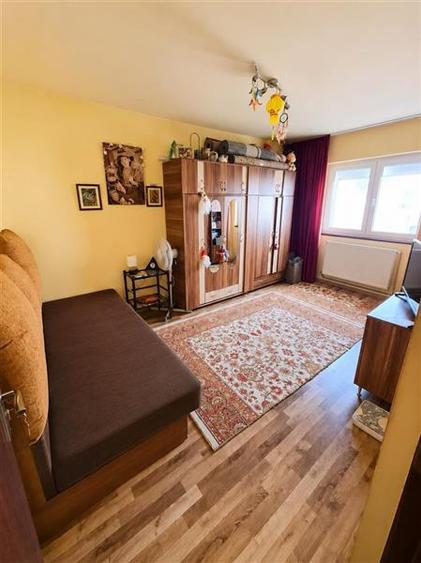 Apartament 2 camere decomandat Astra Carpatilor