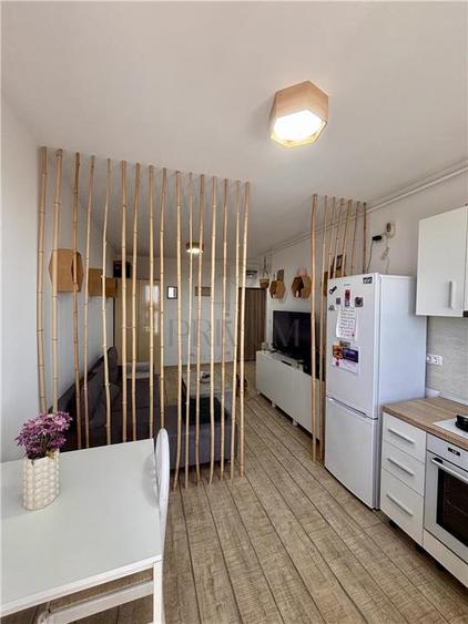 Torontalului, apartament 2 camere, centrala proprie, parcare