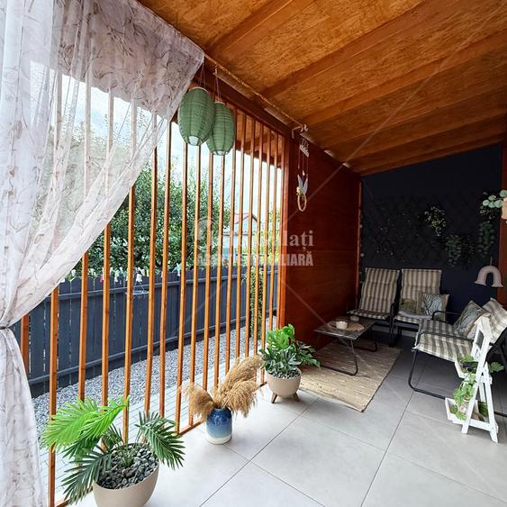 | Vila Parter+Mansarda | SENDRENI, SERBESTII VECHI | teren: 500 mp |