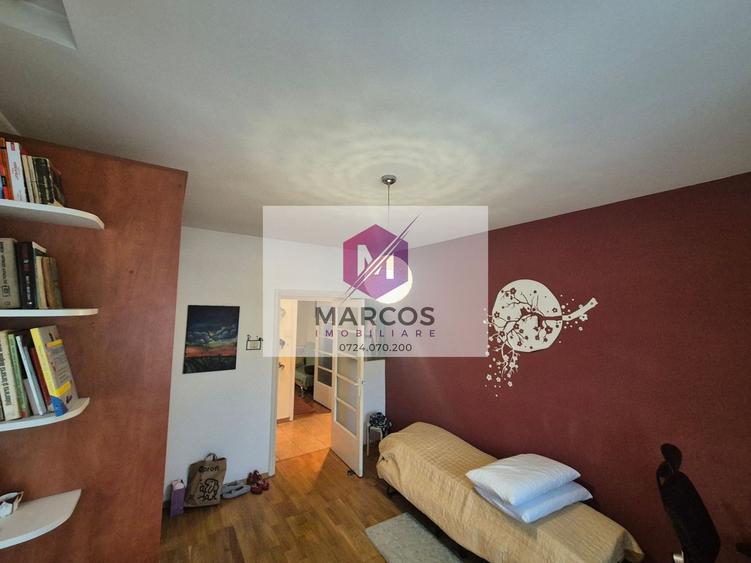 Vand casa 2 camere Moroasa