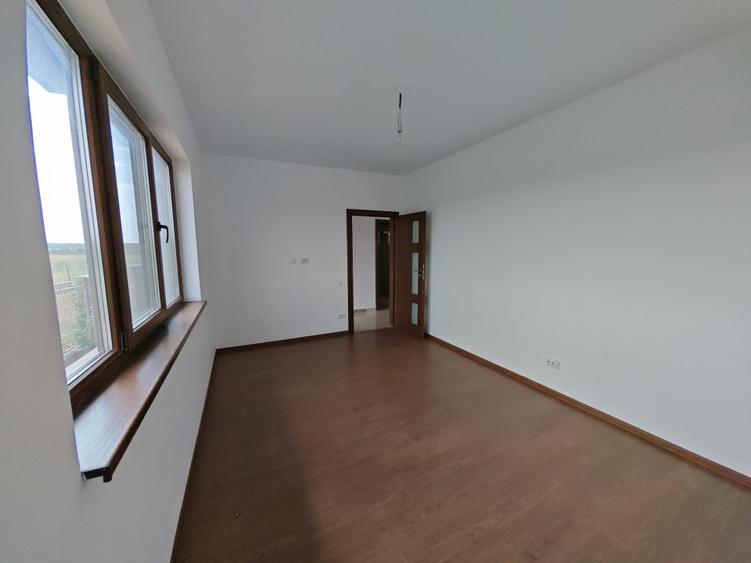 New Casa Corbeanca P+1+Mansarda 4 dormitoare 330 mp/curte
