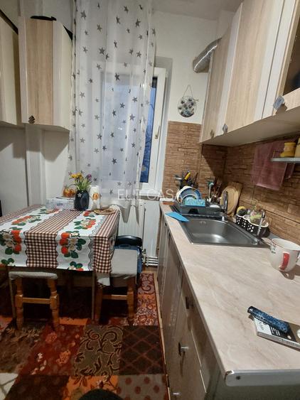 Apartament 3 camere, decomandat, etajul 3/4, zona Pacurari - 8