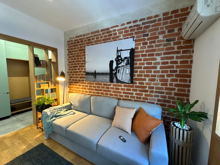 Apartament renovat complet în bloc boutique,vizavi de Cișmigiu