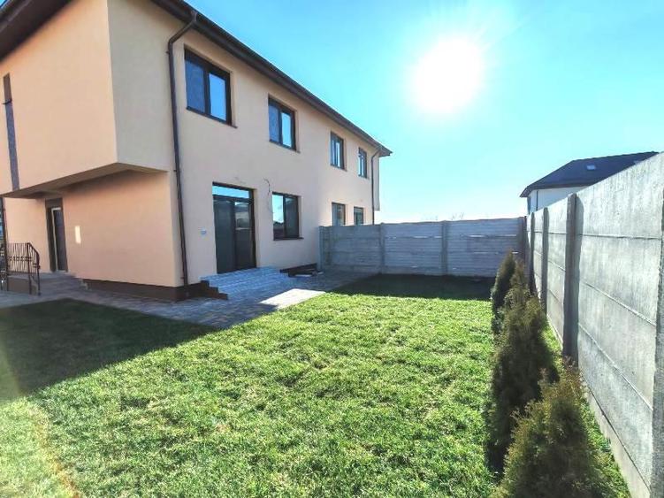Vanzare - Casa- Vila - Prelungirea Ghencea -Cartierul Latin-178000E +TVA - Comis