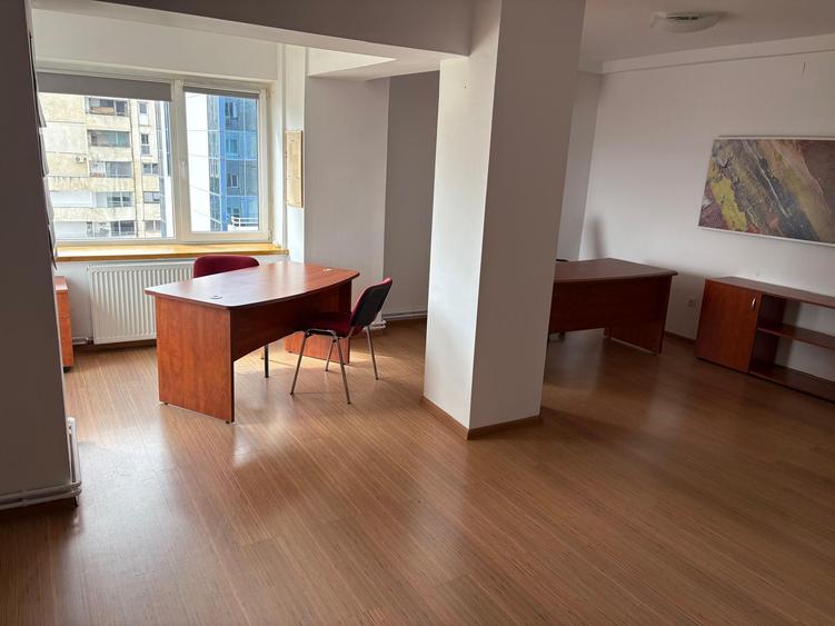 Apartament 4 camere , Centrul Civic, B-dul Mihail Kogalniceanu