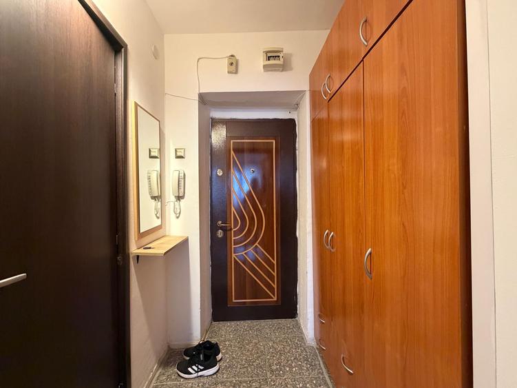 Garsoniera Titan Parc Titanel Bloc Reabilitat Renovat