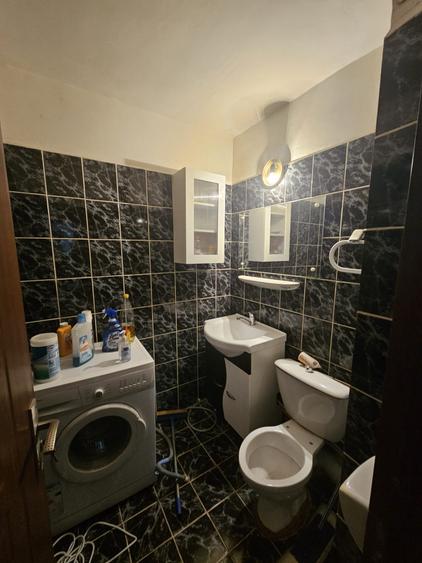 Apartament 3 camere, 2 balcoane, cartier Plopilor!