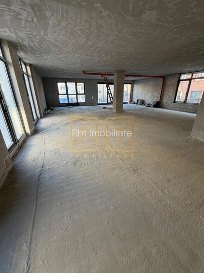 Spatiu Comercial de inchiriat, 348 mp, 200 mp terasa zona Subcetate! - 2