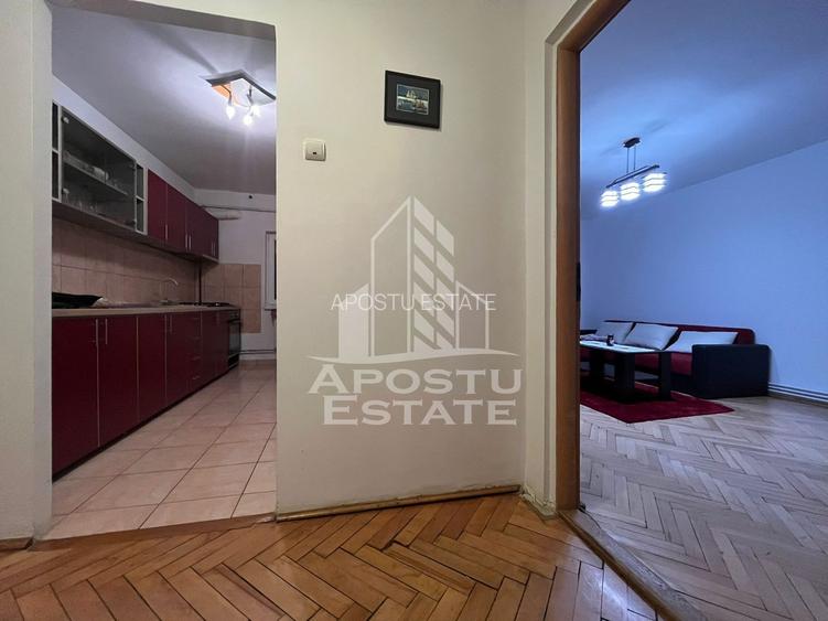 Apartament cu 3 camere, decomandat, 2 bai, zona Soarelui - 3