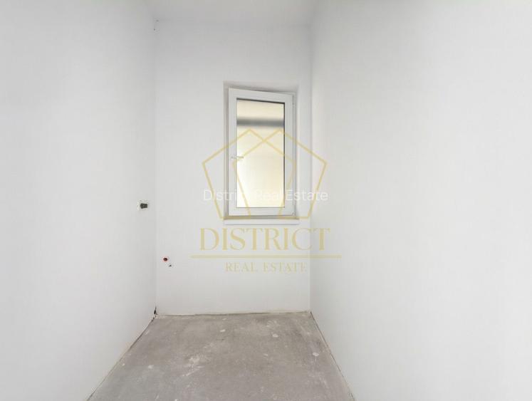 Duplex superb cu 5 camere despartit prin garaj | Dumbravita - 4