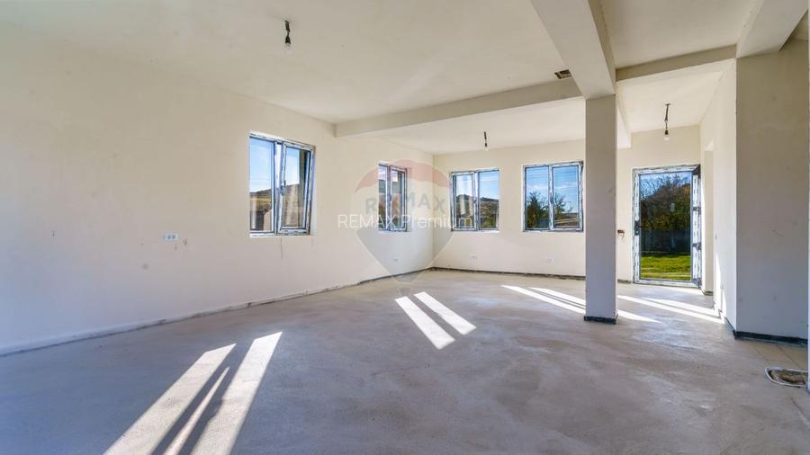 Casă individuala cu 5 camere, Sânpaul, semifinisata - 5