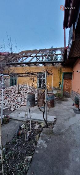 COMISION 0% Apartament la casa cu 2 camere, zona Sinaia  - 12