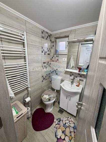 Casă / Vilă cu 4 camere de vânzare în zona Central - 13