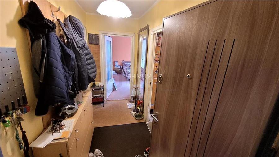 ARADULUI - PARTER INALT - 3 cam - 2 bai - balcon - centrala proprie - BOXA - 4