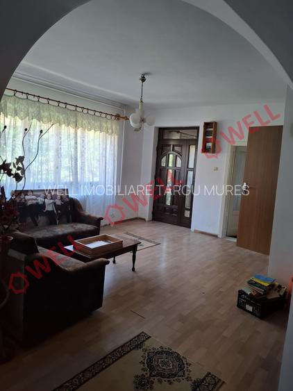De vânzare casă familială situată în Miercurea Nirajului, zona Sântandrei! - 25