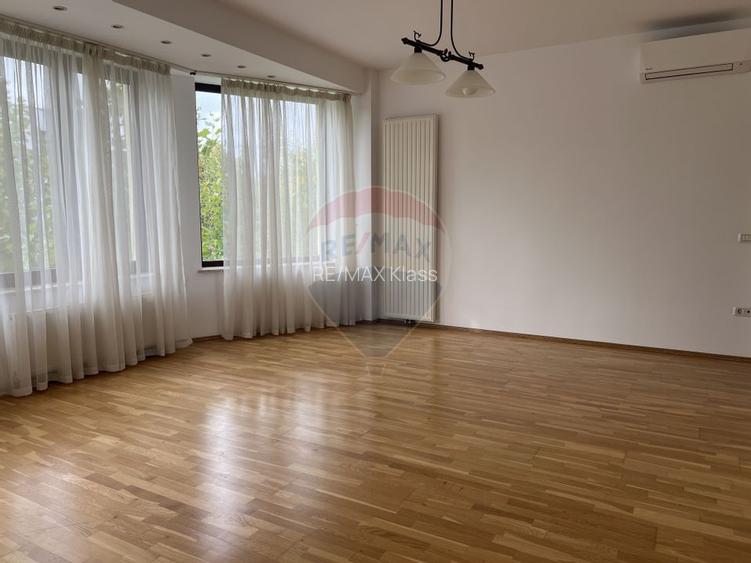 Casă / Vilă cu 5 camere de închiriat în zona Pipera - 17