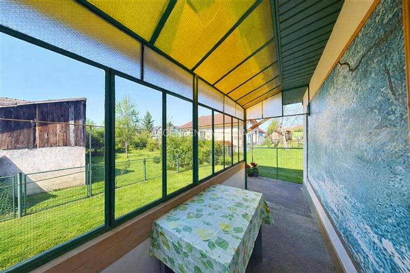 Casa:farmec traditional,gradina,curte,acces auto,pivnita,pod,anexe,Remetea,Targu - 3