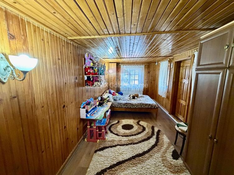 Casă / Vilă cu 4 camere de vânzare în zona Central - 17