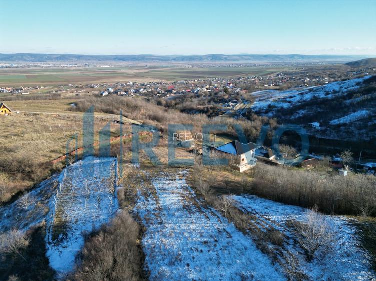 Pensiune/Vilă la roșu P+E+M în Sărata - 33