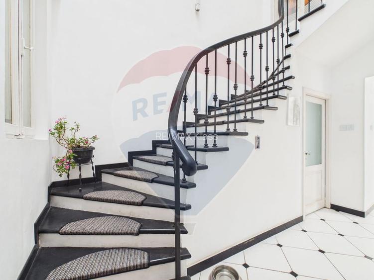 Casa / Vila cu 8 camere de vanzare în zona Cotroceni - 10