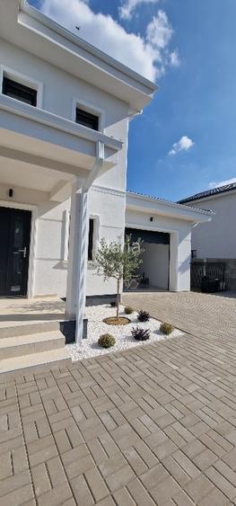 Proprietar vând casa zona Ikea  Cora Aradului - 2