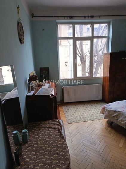 De Vanzare apartament 4 camere Rosetti-Mantuleasa - 11