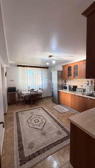 ZONA PRONTO  Casă P+E 200 mp, 2 garaje, teren 723mp - 10