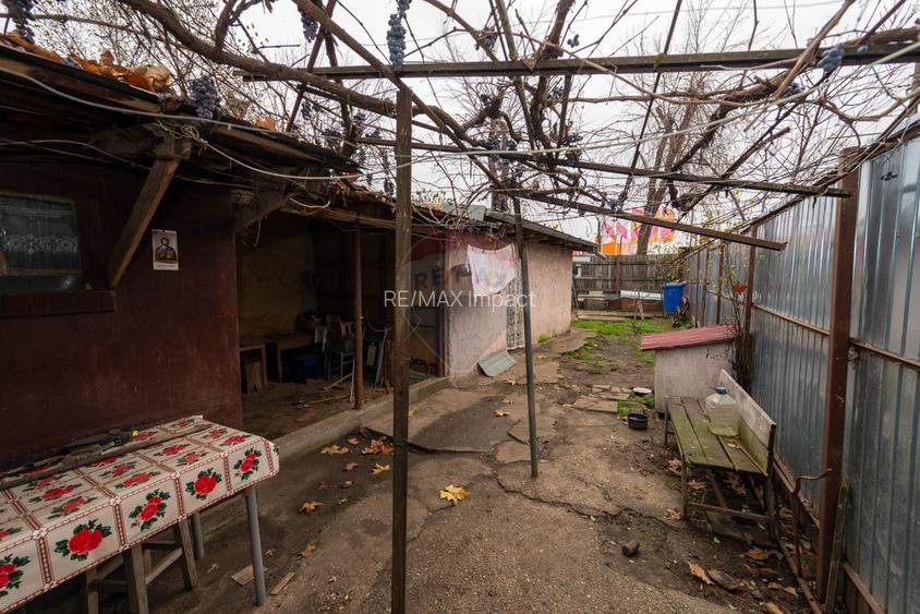 Teren cu casa construita de vanzare 207 mp Soseaua Andronache Hornbach - 13