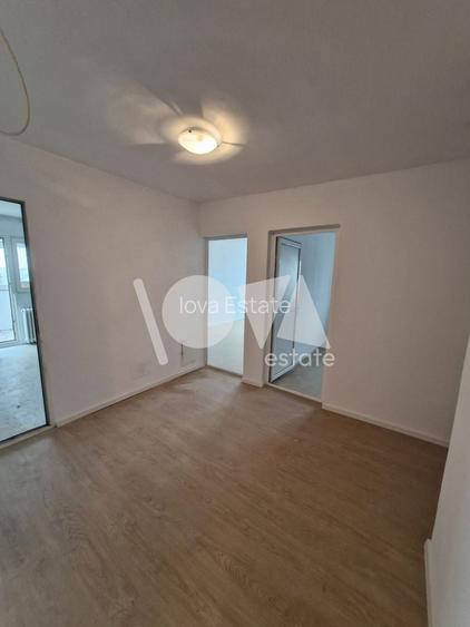 De vânzare: apartament 4 camere - metrou- Lujerului - 5