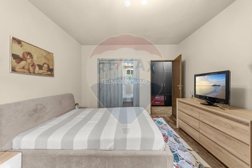 Apartament cu 2 camere de vânzare în zona Micalaca - 9