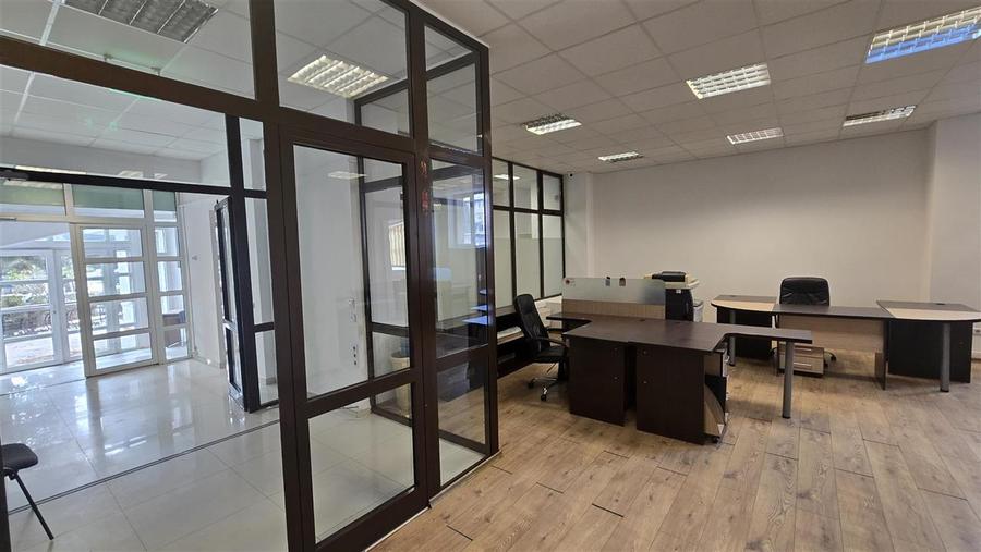 Spatiu Birouri - 180 mp! In Suceava! De Inchiriat! 0727817187