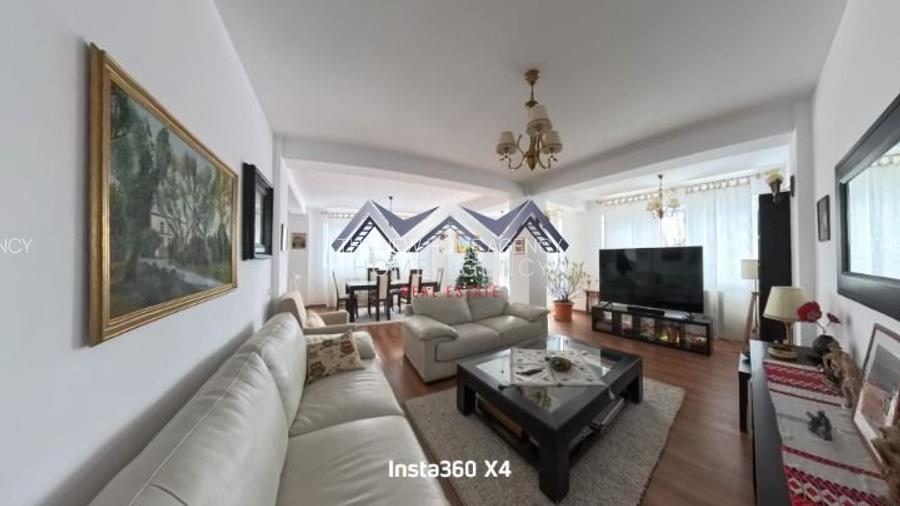 Vilă ultrafinisată cu panoramă superbă, teren 868 mp– Breaza - 2