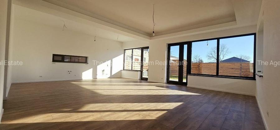 Casa individuala + Casa de oaspeti - 5+2 camere - Corbeanca, Central - 7