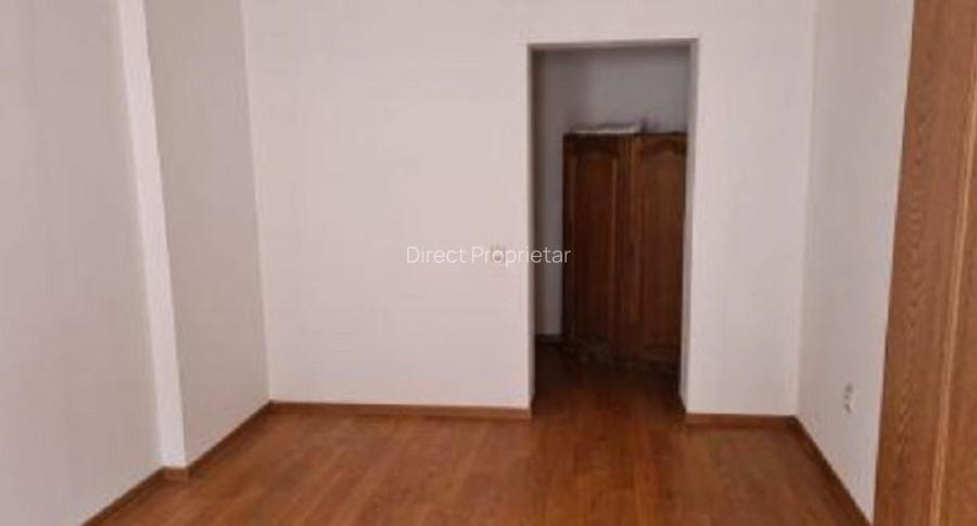 Ansamblu privat - 3 case cu 4 apartamente generoase Pucioasa, langa Parc - 5