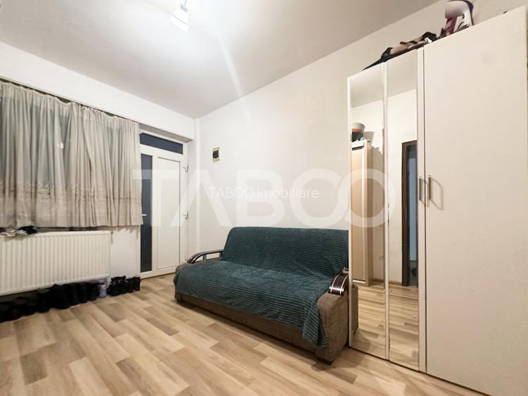 De vanzare apartartament cu 3 camere la demisol inalt cu parcare - 3