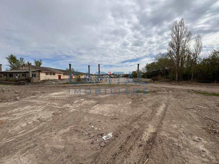 Comision 0%! Teren  de vanzare  38245 mp+ constructii 3400 mp - 7