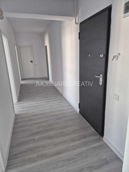 Apartament de vanzare 3 camere in Plaza Residence - 4