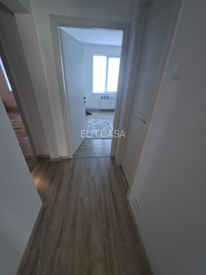 Apartament cu 3 camere decomandat, etaj 4/10, zona Alexandru cel Bun - 8