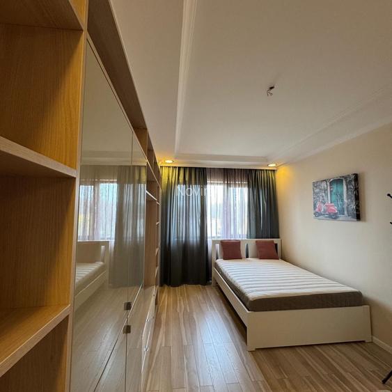 Vanzare Apartament 3 Camere * Mobilat Utilat *  Piscina * Acces padure - 12