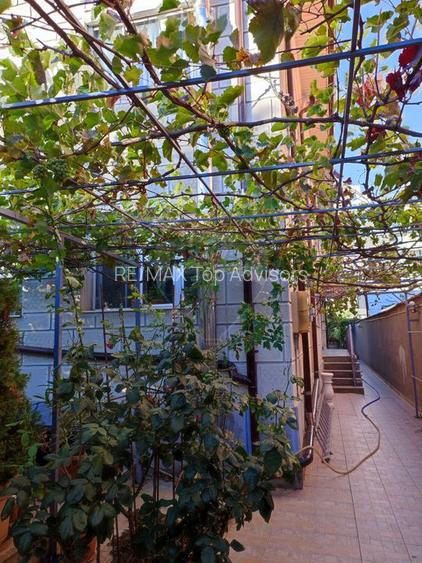 VANZARE SPECIALA Casă / Vilă cu 7 camere, Uverturii MILITARI/Duplex - 7