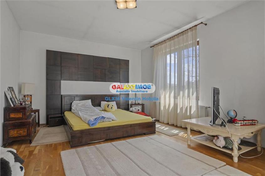 Exclusive property ON THE SHORE OF LAKE TEI - TEI PENINSULA - 21